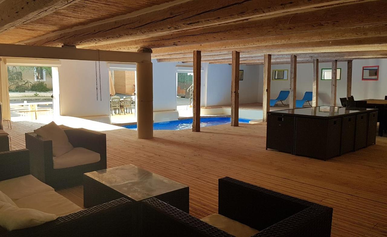 Maison 3 Chambres Avec Piscine Couverte Lespignan Екстериор снимка