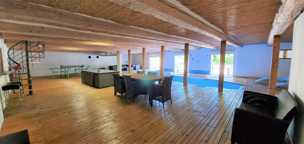 Maison 3 Chambres Avec Piscine Couverte Lespignan Екстериор снимка