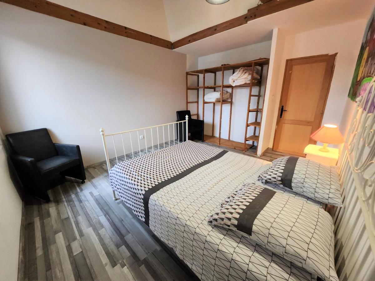 Maison 3 Chambres Avec Piscine Couverte Lespignan Екстериор снимка