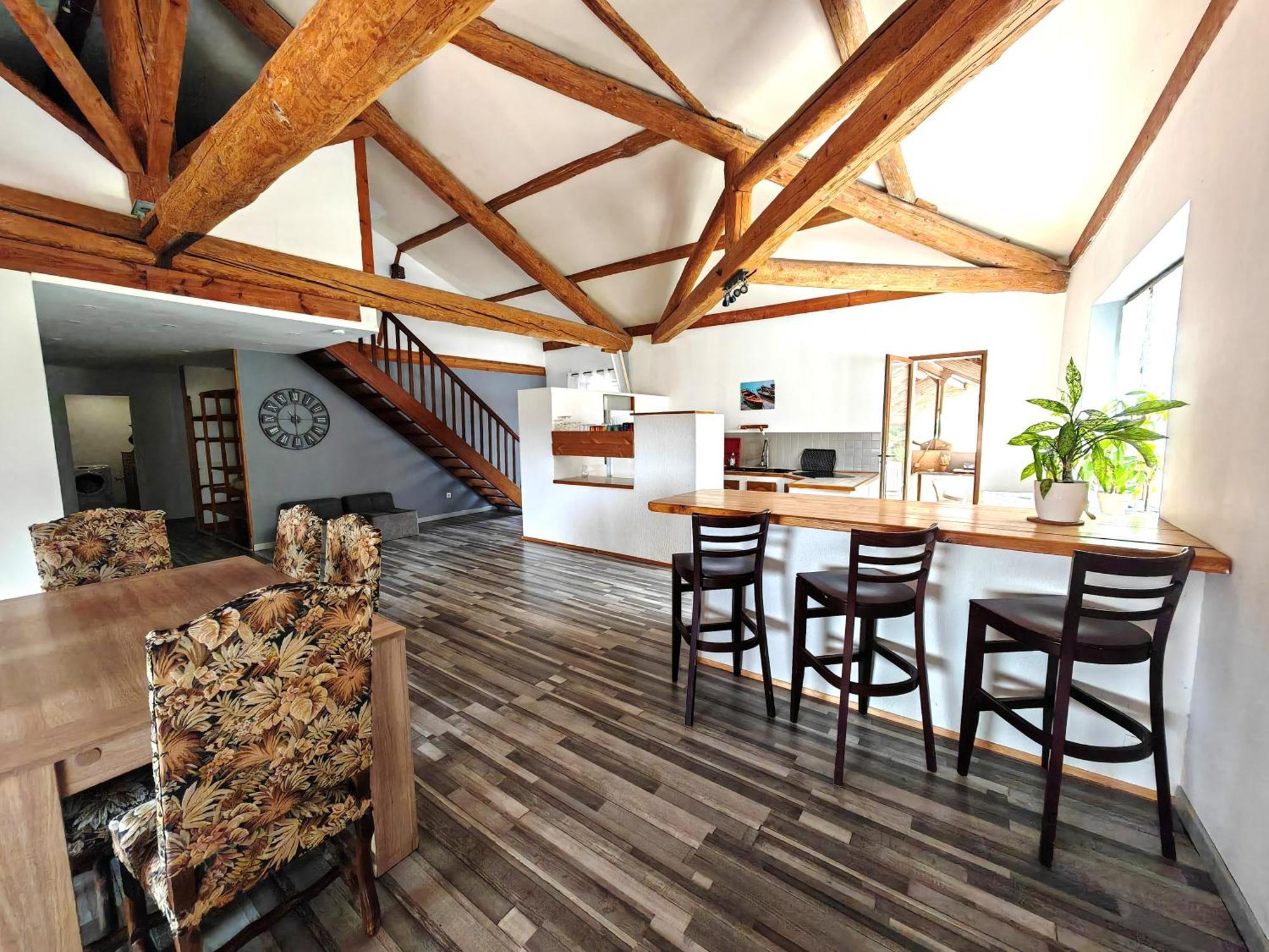 Maison 3 Chambres Avec Piscine Couverte Lespignan Екстериор снимка